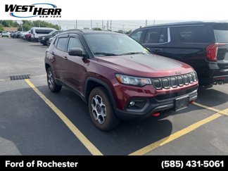 Used 2022 Jeep Compass Trailhawk w/ Trailhawk Convenience Group image 1