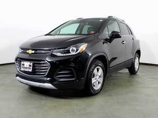 Used 2020 Chevrolet Trax LT w/ LT Convenience Package image 1