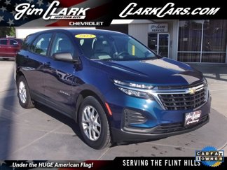 Used 2023 Chevrolet Equinox LS image 1