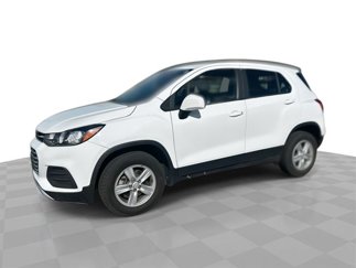 Used 2022 Chevrolet Trax LS image 1