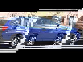 Used 2019 Nissan Pathfinder S image 1