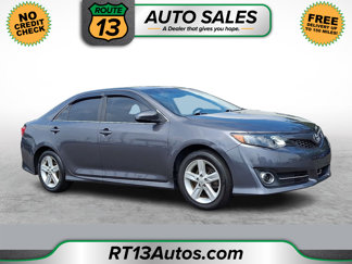 Used 2014 Toyota Camry SE image 1