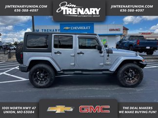 Used 2015 Jeep Wrangler Unlimited Sahara w/ Connectivity Group image 1