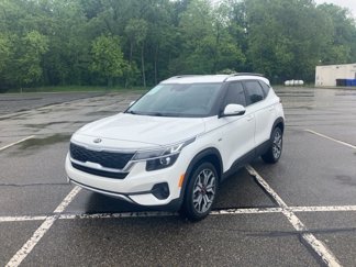 Used 2021 Kia Seltos S image 1
