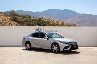 Used 2022 Toyota Camry SE image 1