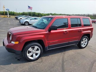 Used 2016 Jeep Patriot Latitude image 1