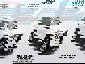 Used 2022 GMC Terrain SLE image 1