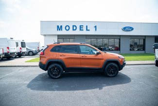 Used 2015 Jeep Cherokee Trailhawk w/ Comfort/Convenience Group image 1