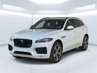 Used 2018 Jaguar F-PACE S image 1