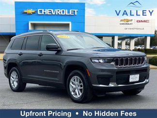 Used 2023 Jeep Grand Cherokee L Laredo image 1