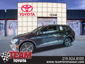Used 2018 Volkswagen Tiguan SEL image 1