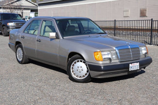 Used 1992 Mercedes-Benz 300 E 3.0 image 1