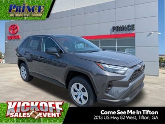 New 2025 Toyota RAV4 LE video 1