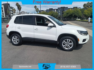 Used 2014 Volkswagen Tiguan S image 1