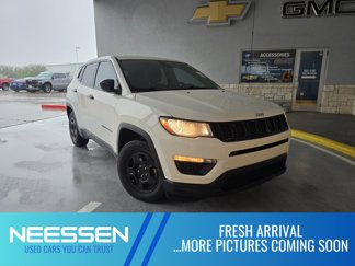 Used 2021 Jeep Compass Sport image 1