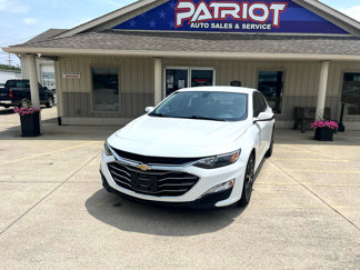 Used 2022 Chevrolet Malibu LT image 1