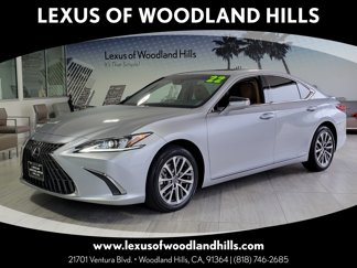 Used 2022 Lexus ES 300h image 1