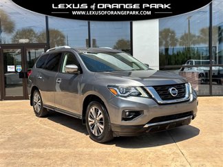 Used 2019 Nissan Pathfinder SL image 1