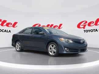 Used 2014 Toyota Camry SE image 1