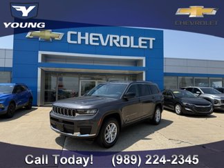 Used 2023 Jeep Grand Cherokee L Laredo image 1