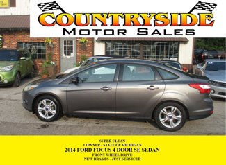 Used 2014 Ford Focus SE image 1