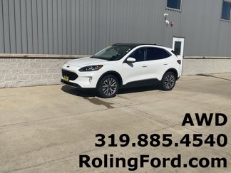Used 2022 Ford Escape Titanium w/ Class II Trailer Tow Package image 1