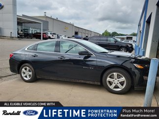 Used 2023 Chevrolet Malibu LS image 1