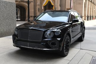 Used 2023 Bentley Bentayga image 1