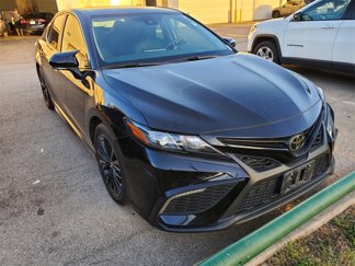 Used 2022 Toyota Camry SE image 1