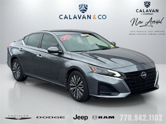 Used 2023 Nissan Altima 2.5 SV image 1