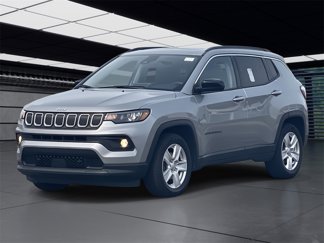 Used 2022 Jeep Compass Latitude w/ Sun and Sound Group image 1