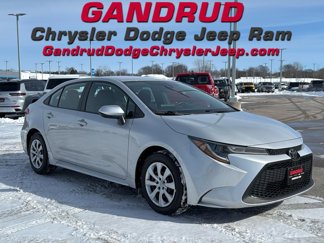 Used 2022 Toyota Corolla LE image 1
