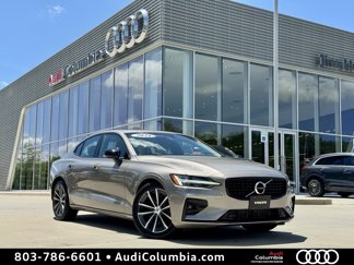 Used 2021 Volvo S60 T5 Momentum w/ Climate Package image 1
