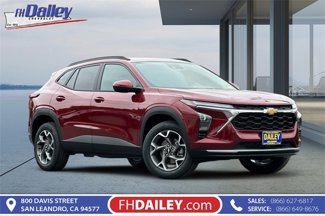 New 2025 Chevrolet Trax LT w/ Driver Confidence Package image 1