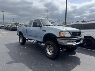 Used 1998 Ford F150 4x4 SuperCab image 1