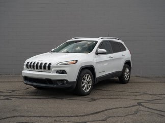 Used 2015 Jeep Cherokee Latitude w/ Cold Weather Group image 1