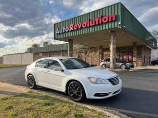 Used 2014 Chrysler 200 Touring image 1