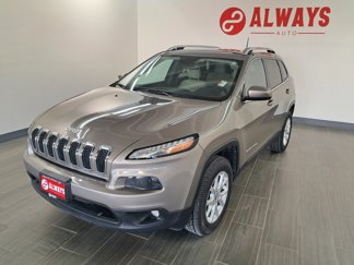 Used 2017 Jeep Cherokee Latitude w/ Cold Weather Group image 1