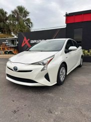 Used 2017 Toyota Prius Two image 1