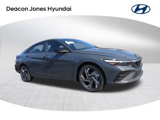 New 2025 Hyundai Elantra Sport image 1