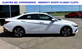 New 2025 Hyundai Elantra SEL image 1