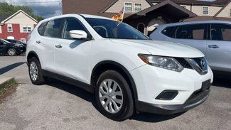 Used 2015 Nissan Rogue S image 1