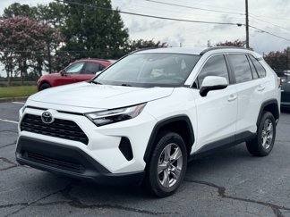 Used 2023 Toyota RAV4 XLE image 1