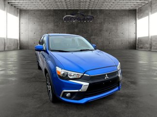 Used 2017 Mitsubishi Outlander Sport SE image 1