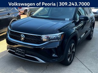 New 2024 Volkswagen Taos SE image 1