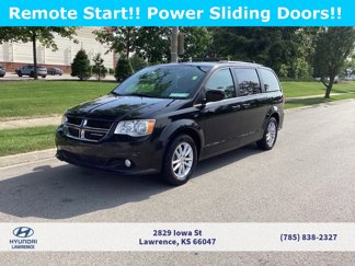 Used 2018 Dodge Grand Caravan SXT image 1