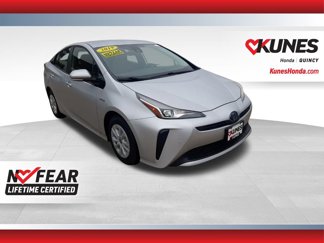 Used 2019 Toyota Prius L Eco image 1