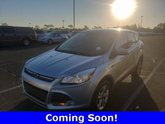 Used 2016 Ford Escape SE image 1
