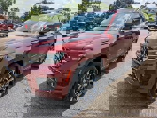 Used 2022 Jeep Grand Cherokee Overland image 1