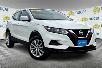Used 2022 Nissan Rogue Sport S image 1